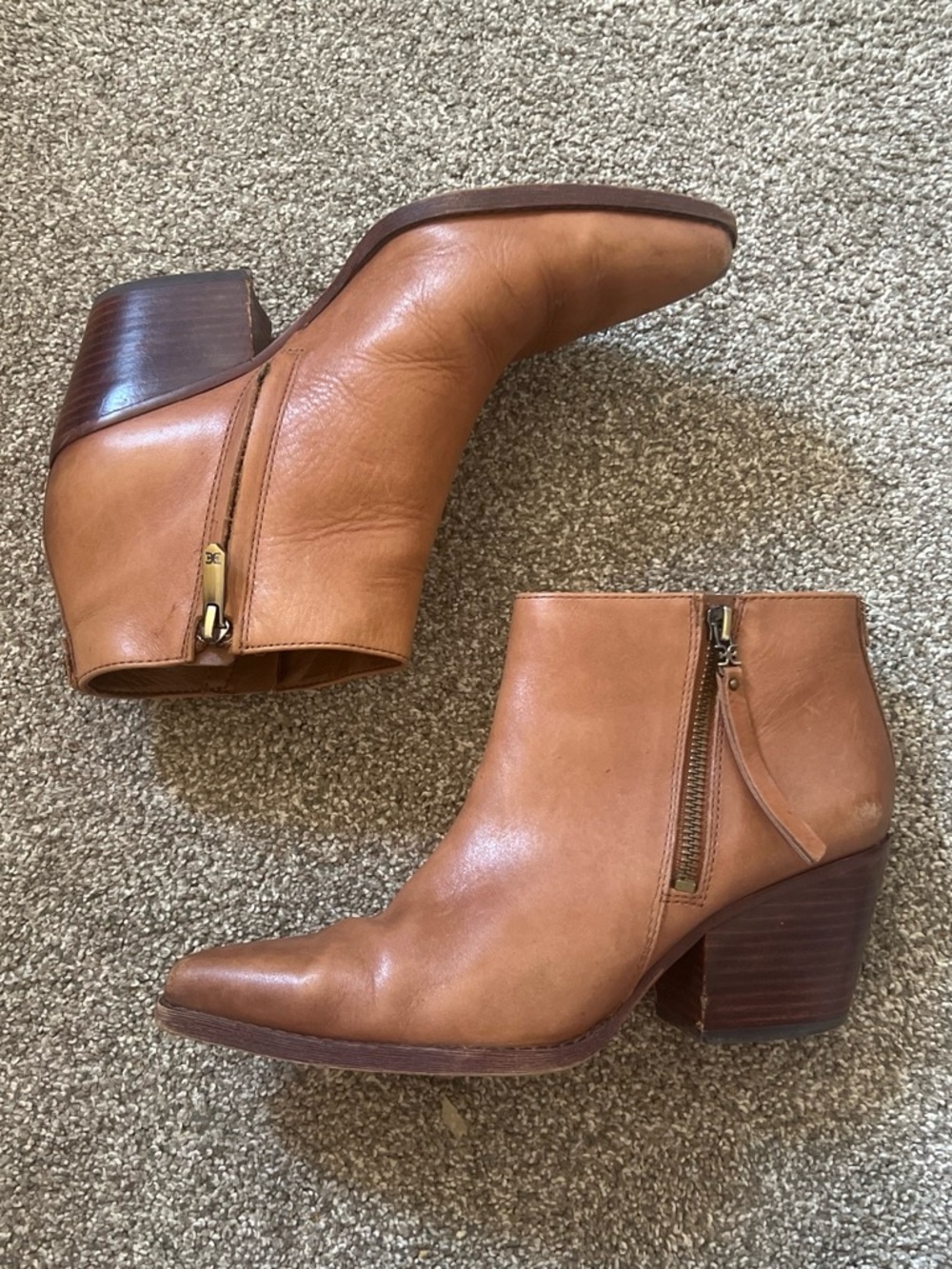 Sam Eldelman Tan leather ankle Point toe boots double zipper booties